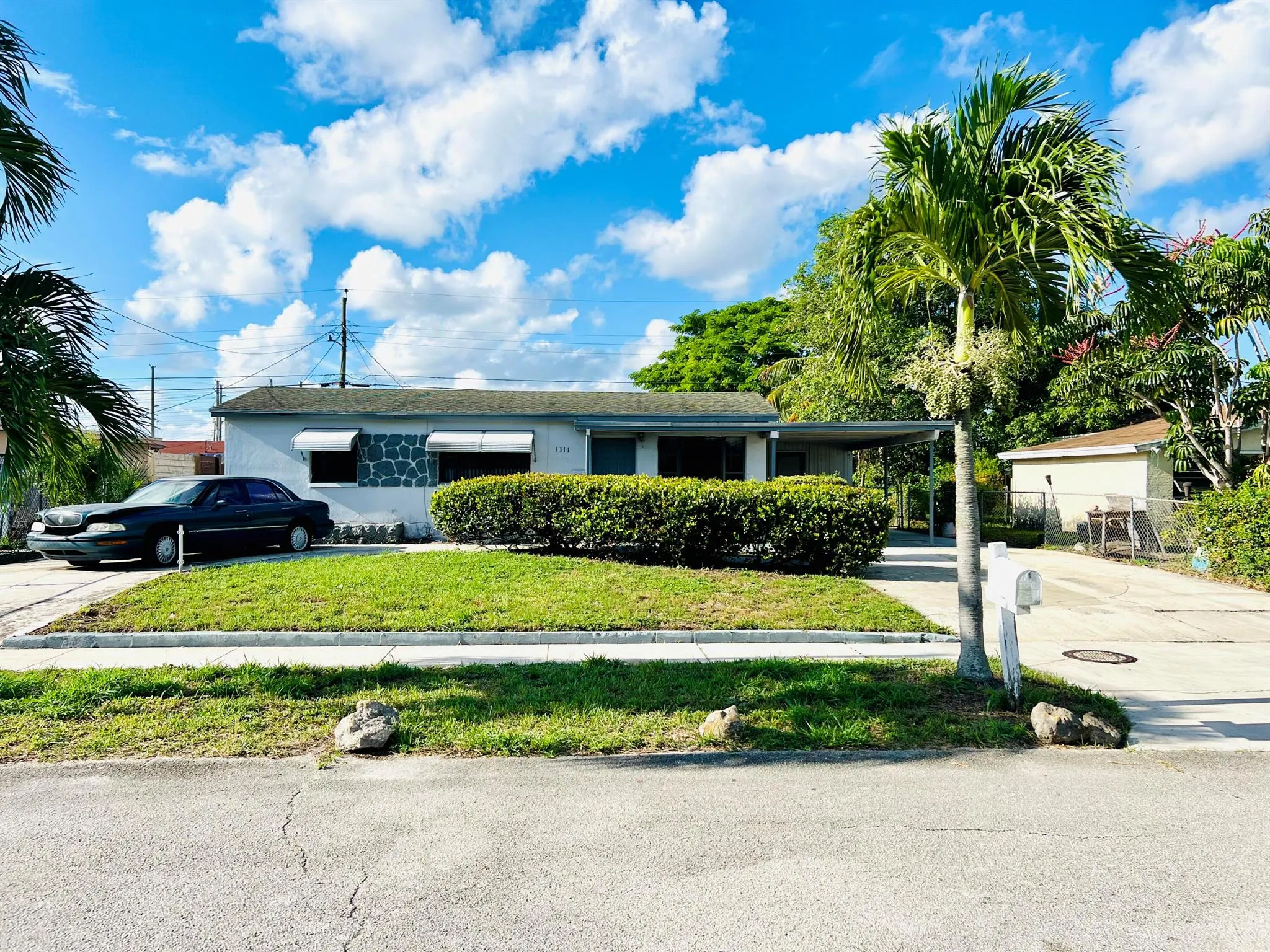 1311 W 3rd Street