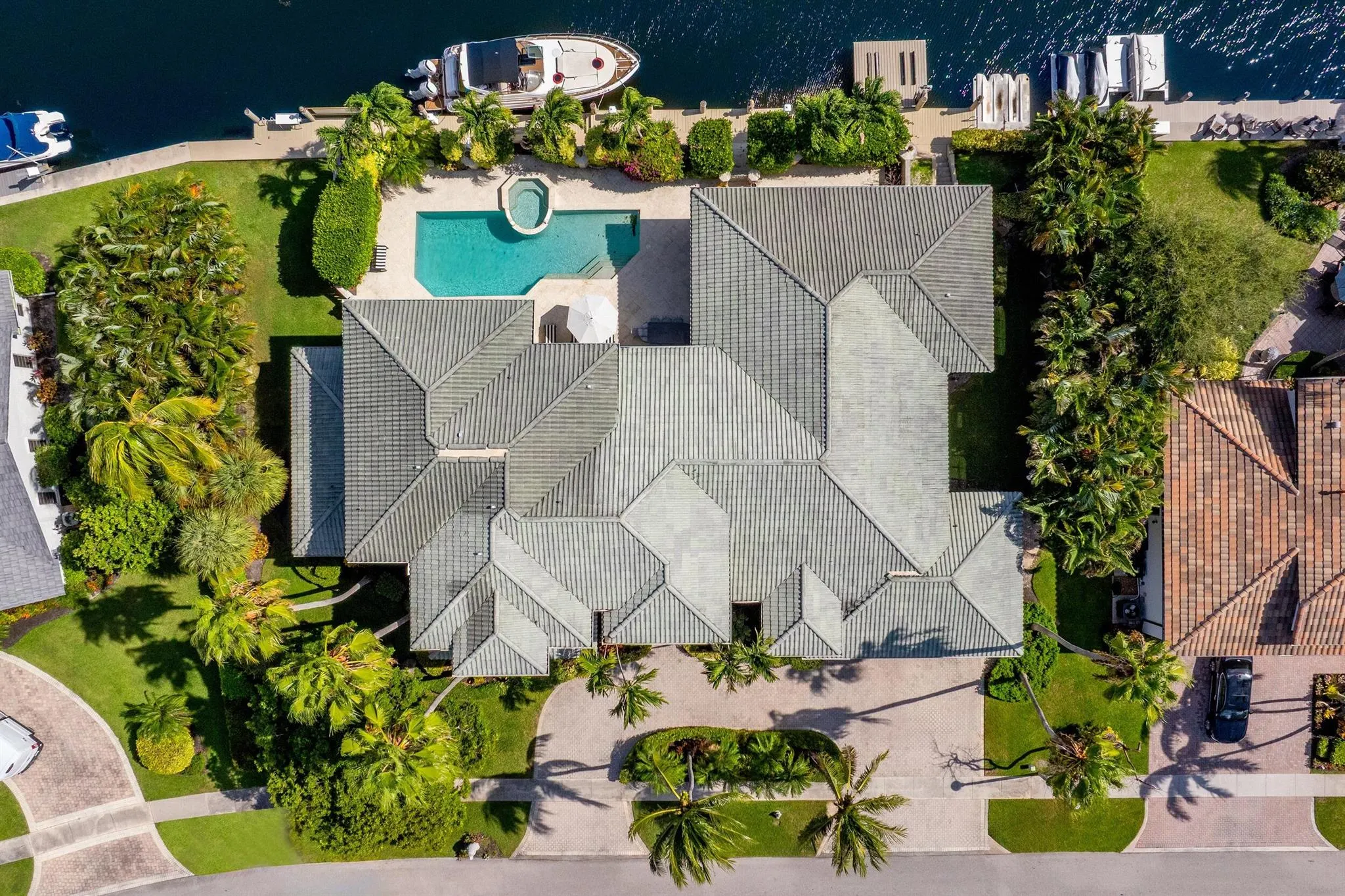 780 NE Orchid Bay Drive