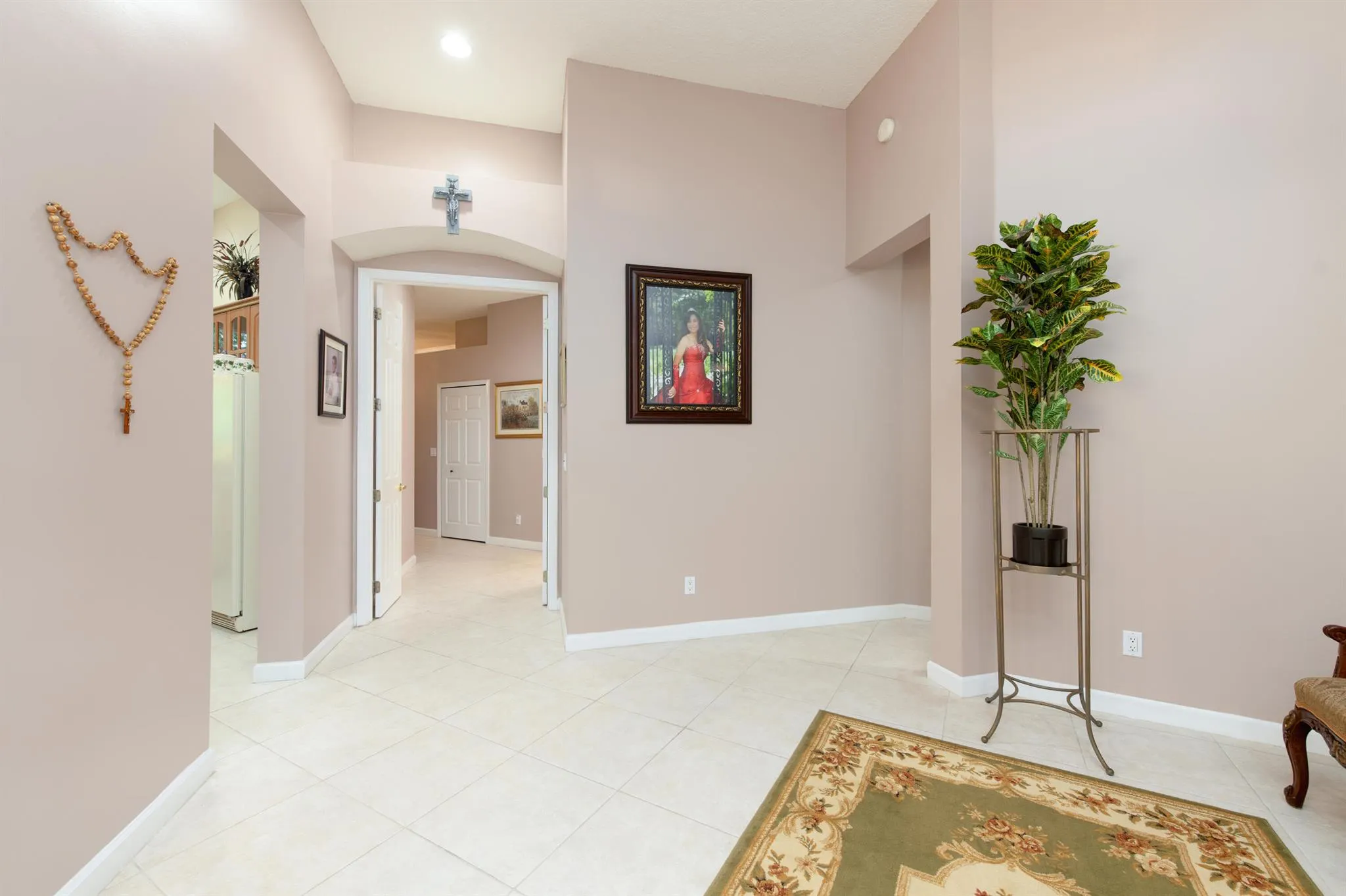 665 SW Lake Charles Circle
