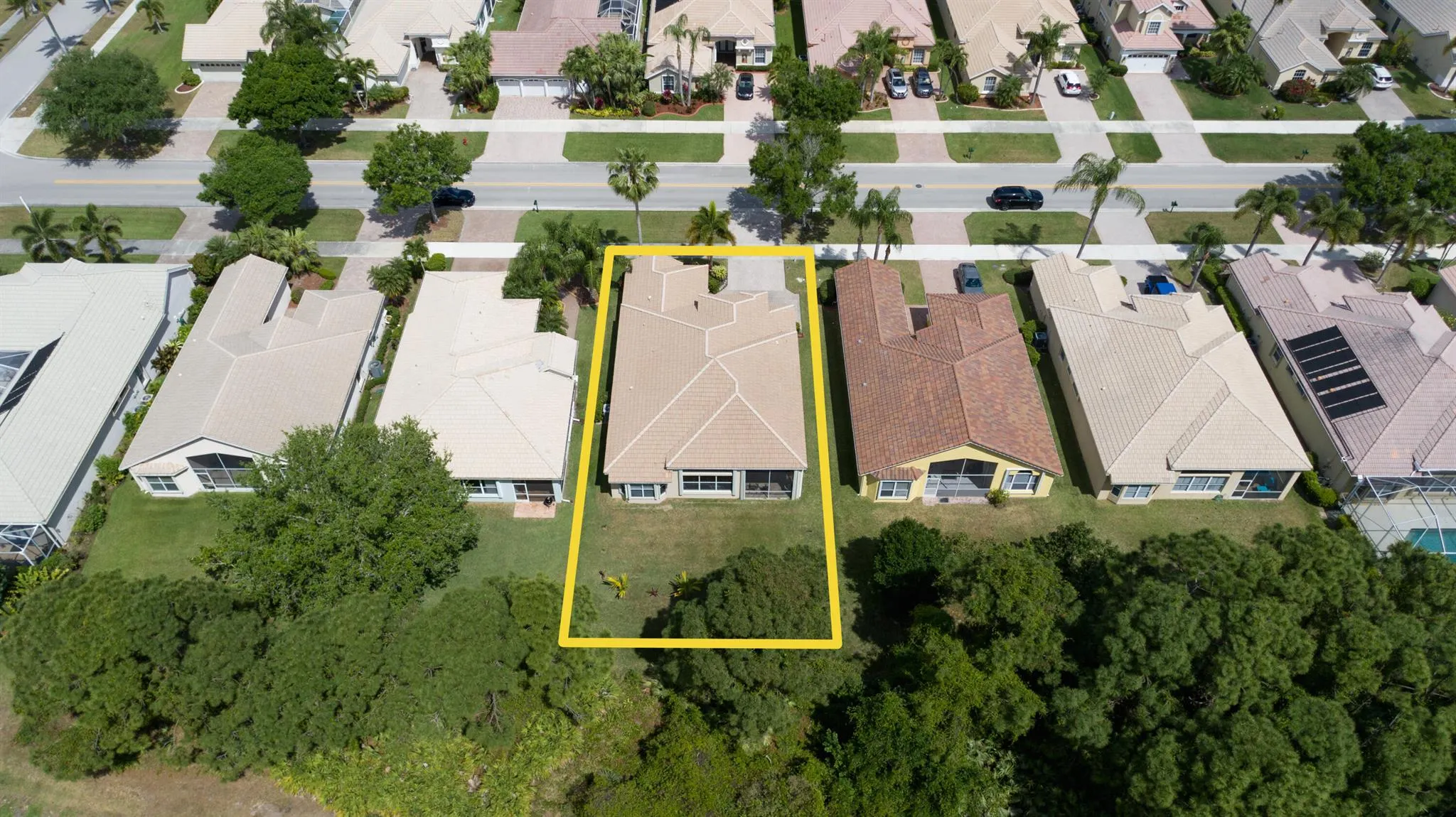 665 SW Lake Charles Circle
