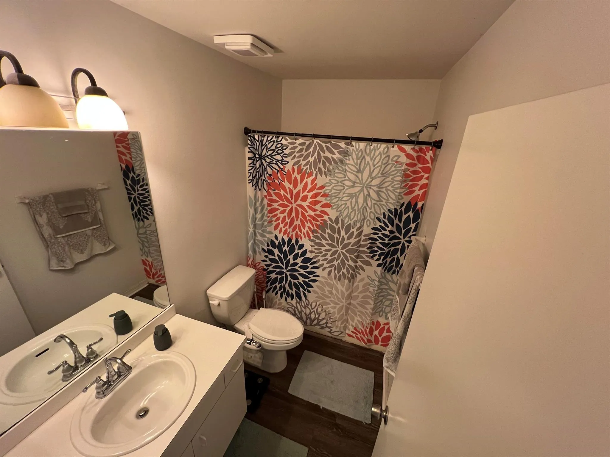 2825 Stoneway Lane, #D