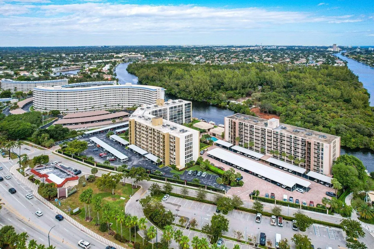 1629 Riverview Road, #117