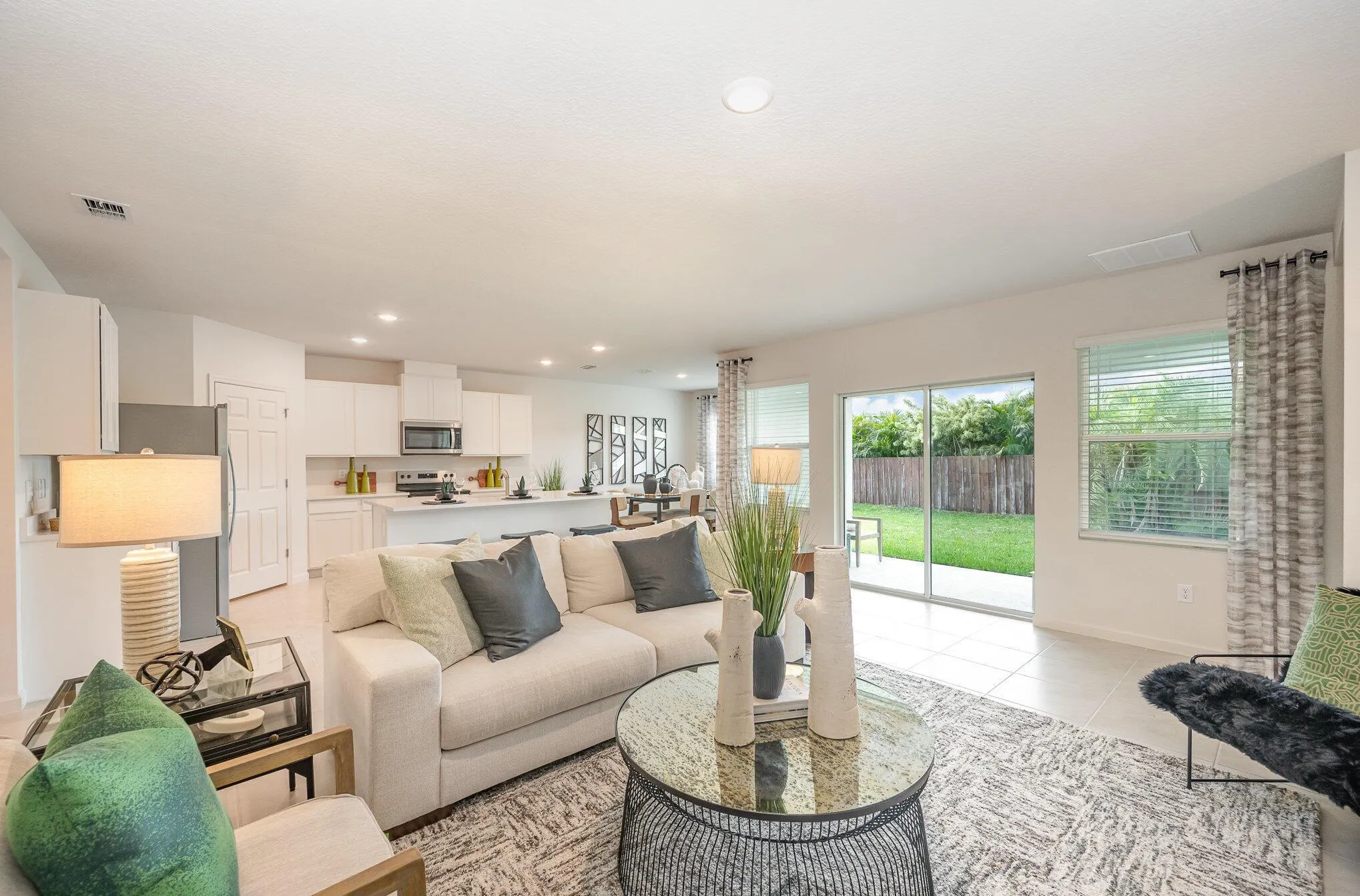 3125 SW Centamino Street