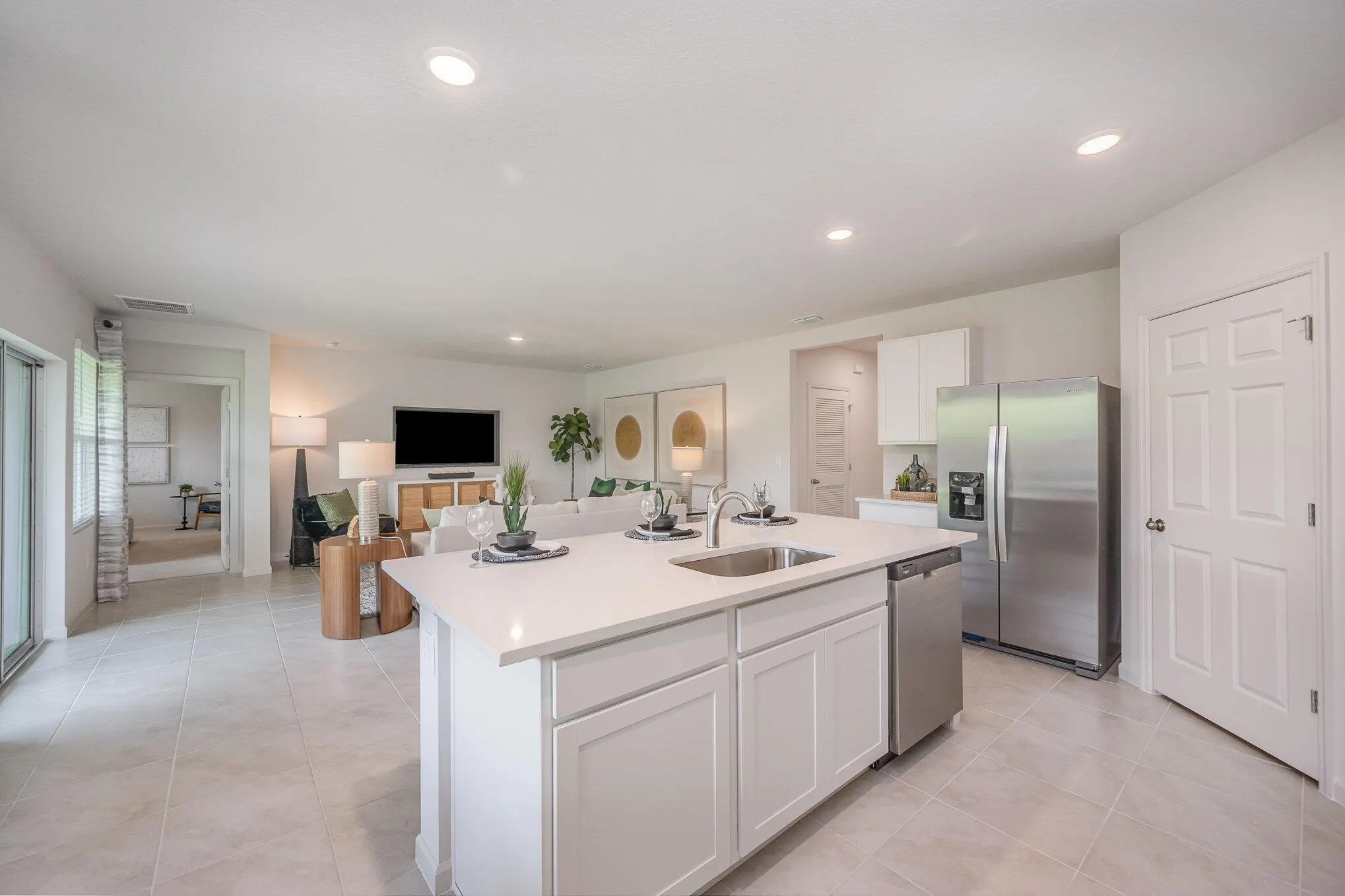 3125 SW Centamino Street