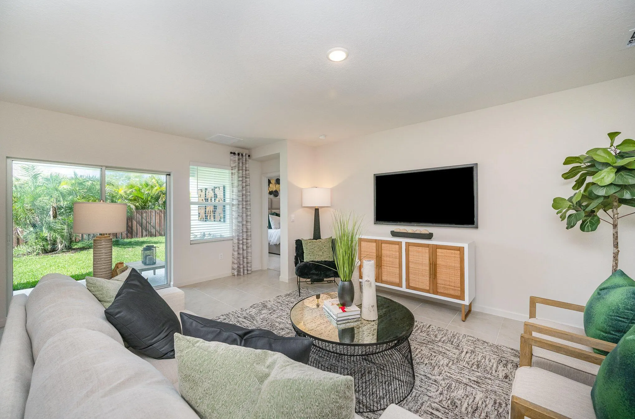 3125 SW Centamino Street
