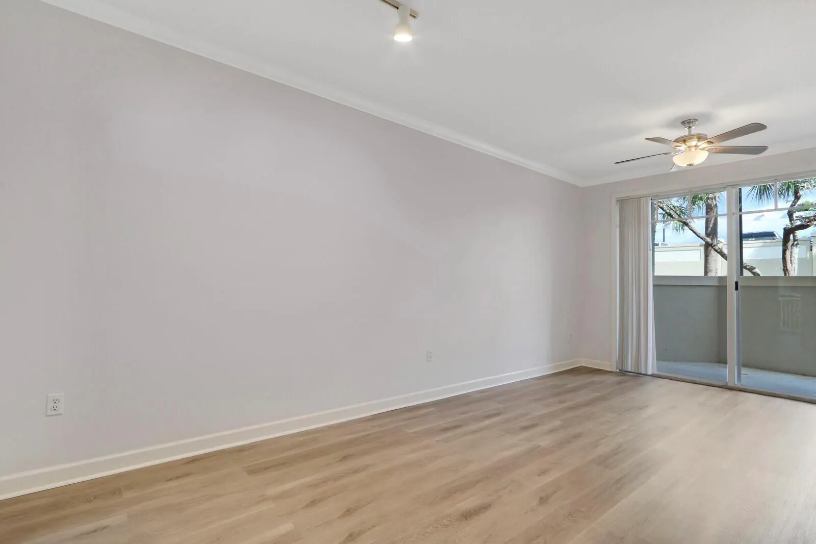 1139 Town Center Drive, #14
