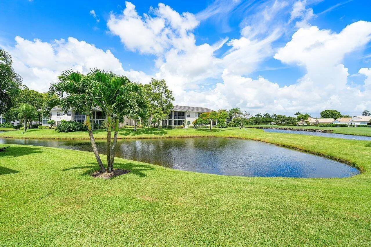 5070 Lake Catalina Drive, #C
