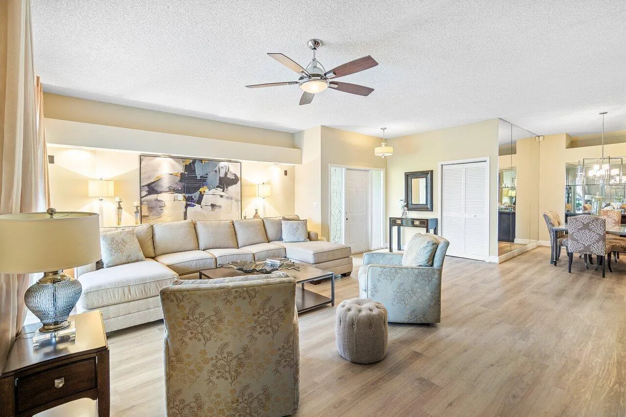 5070 Lake Catalina Drive, #C
