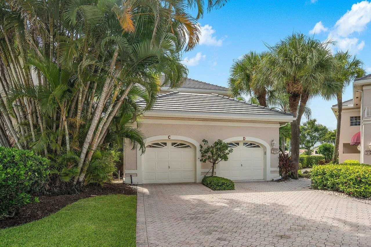 5070 Lake Catalina Drive, #C