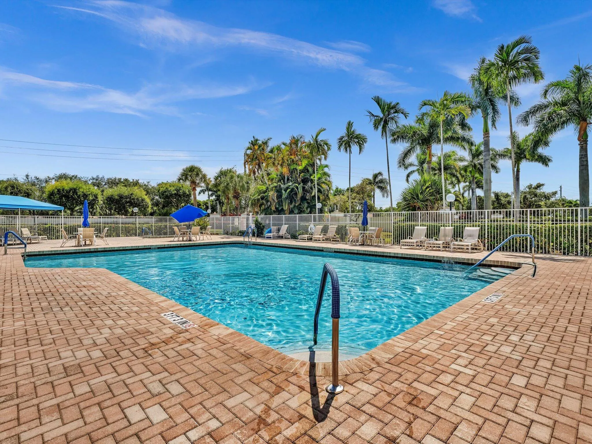 12700 Coral Lakes Drive