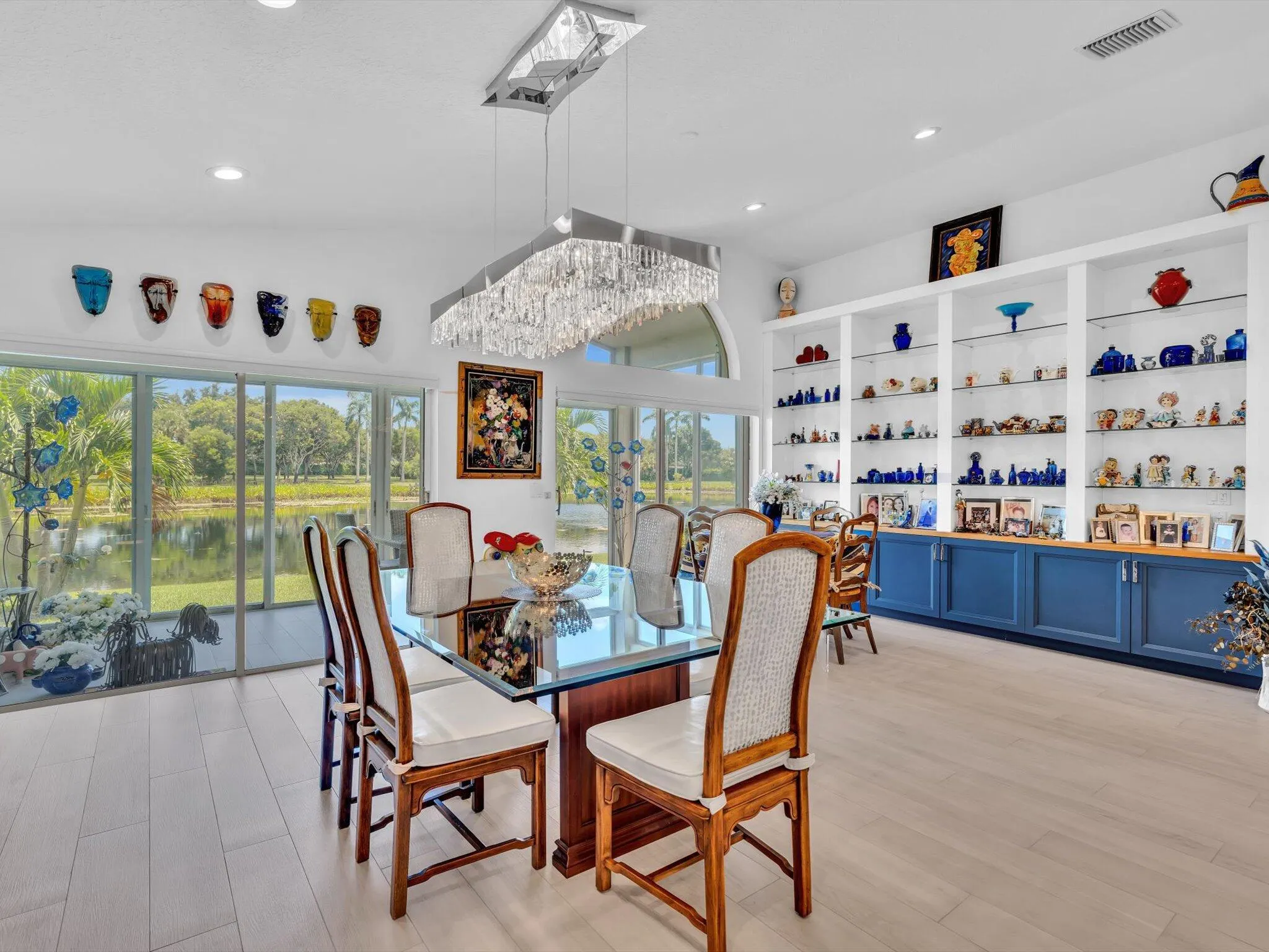 12700 Coral Lakes Drive