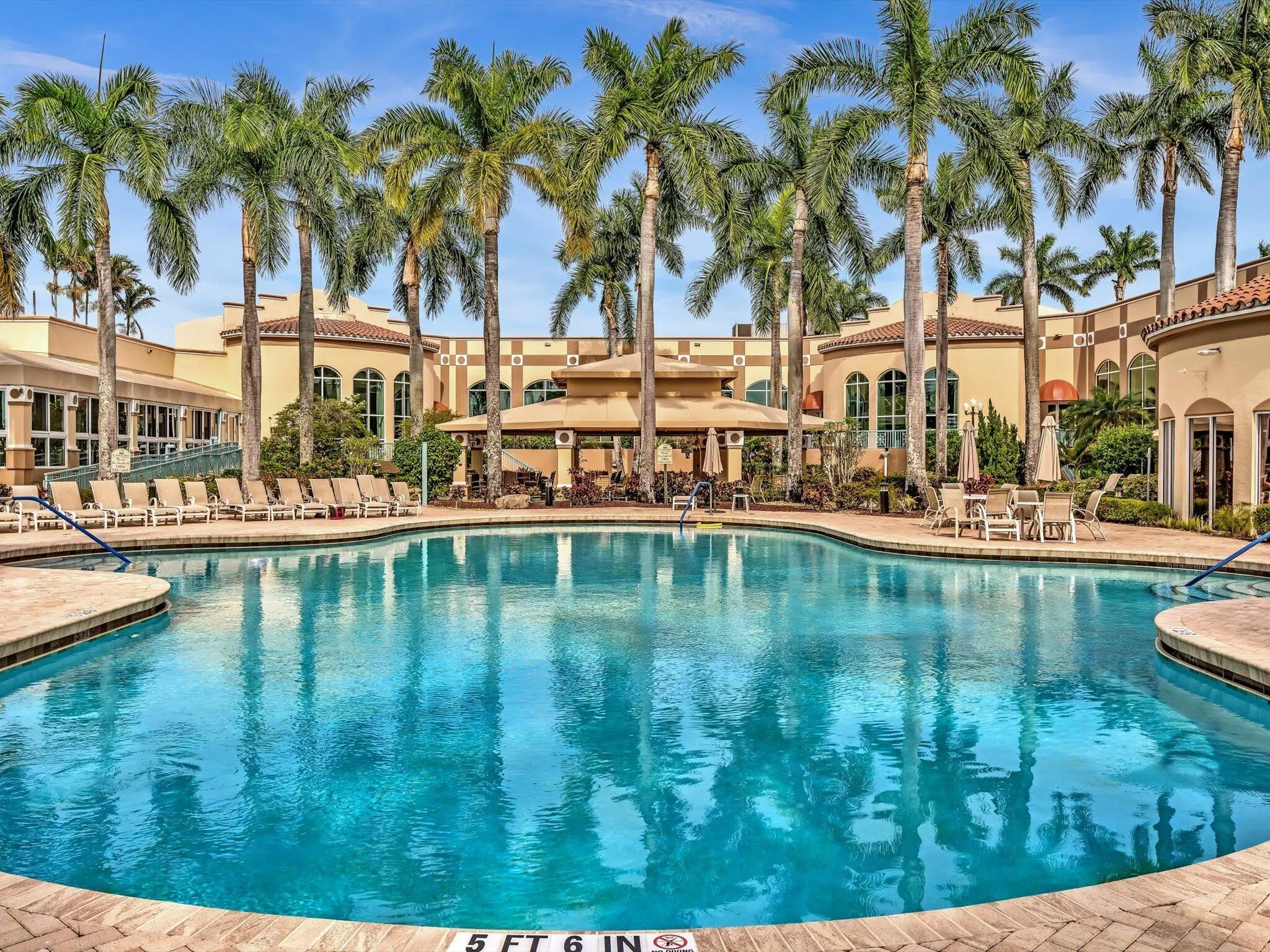 12700 Coral Lakes Drive