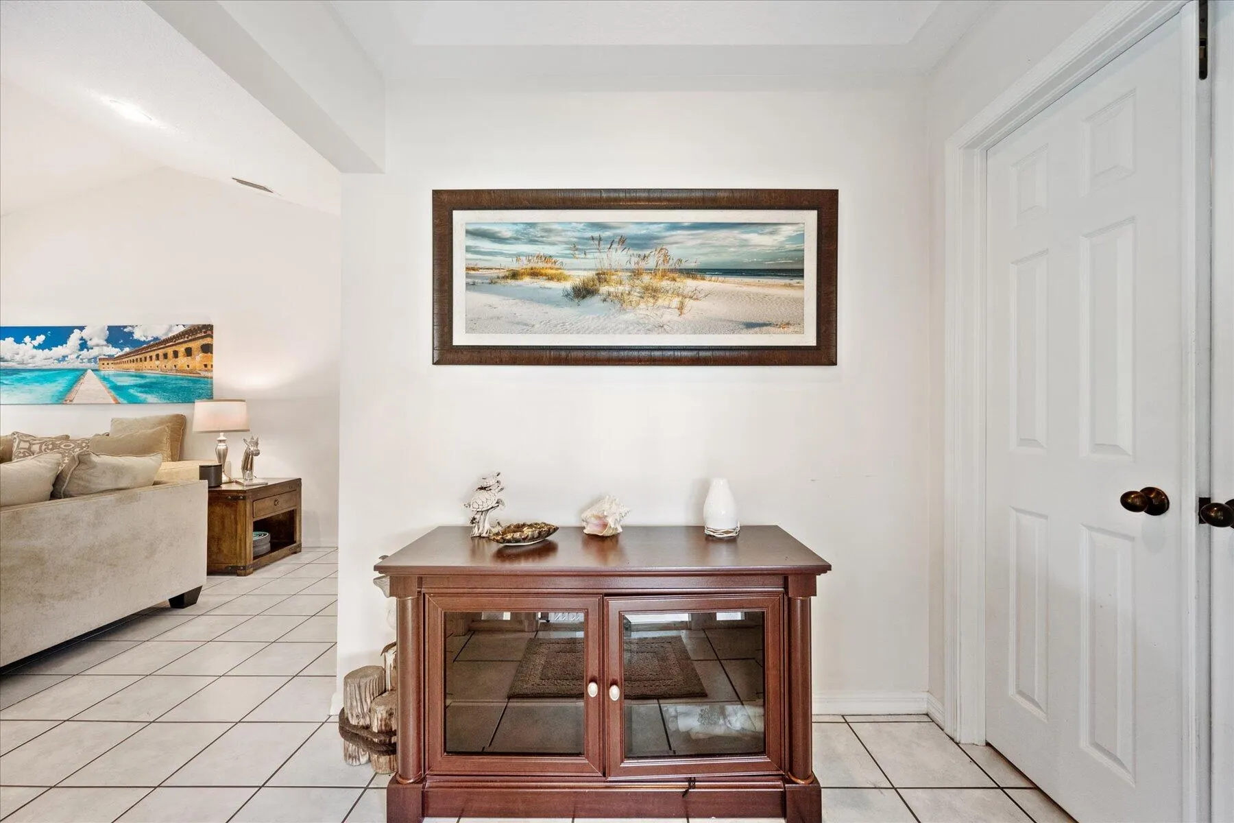 2216 Las Casitas Drive