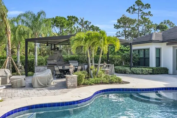 19240 SE Hidden Bridge Court