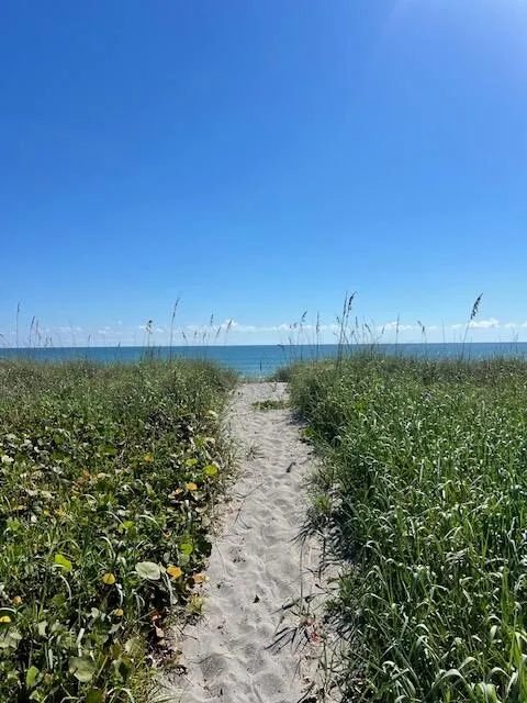77 N Beach Road