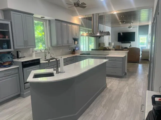 77 N Beach Road