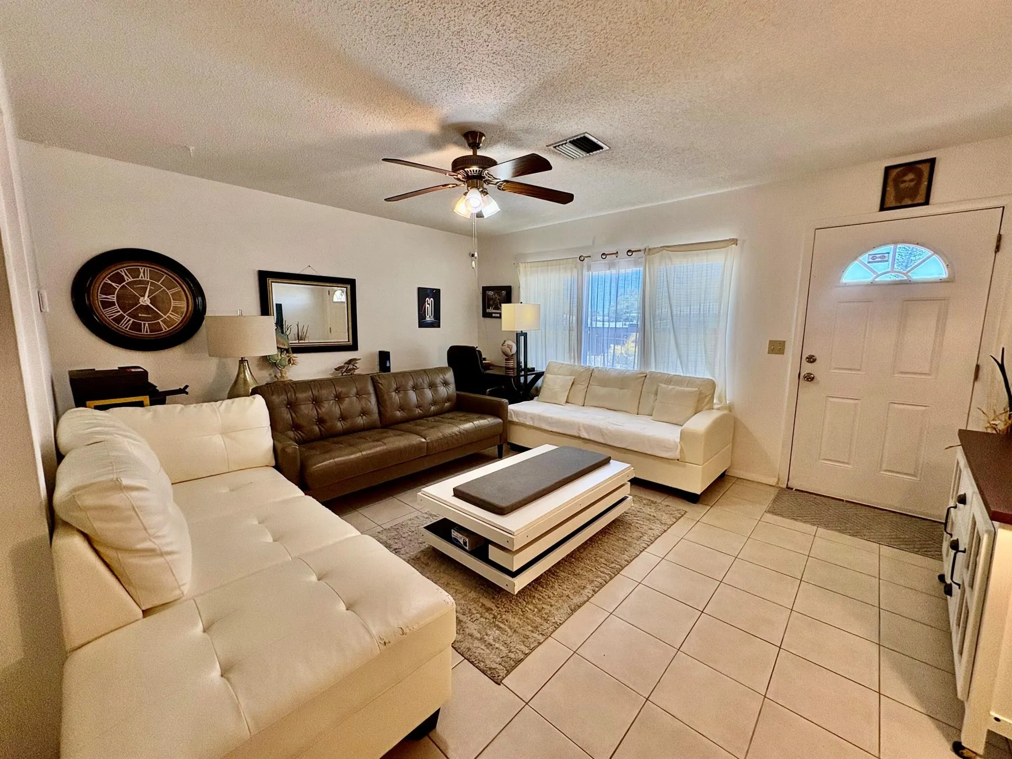 874 SW Ivanhoe Drive
