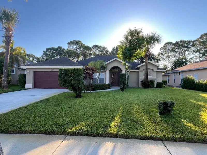 184 SW Fernleaf Trail