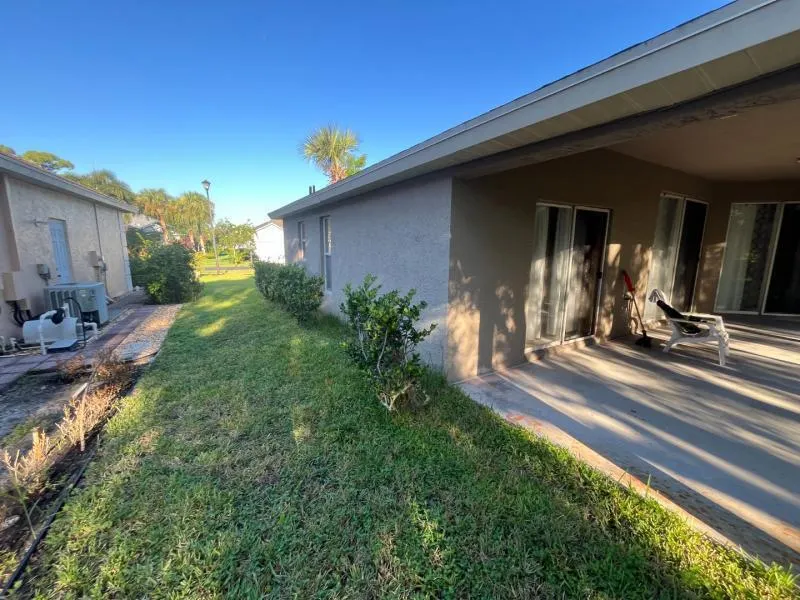 184 SW Fernleaf Trail