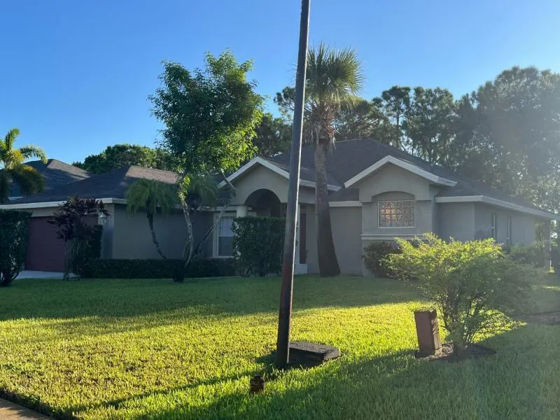 184 SW Fernleaf Trail