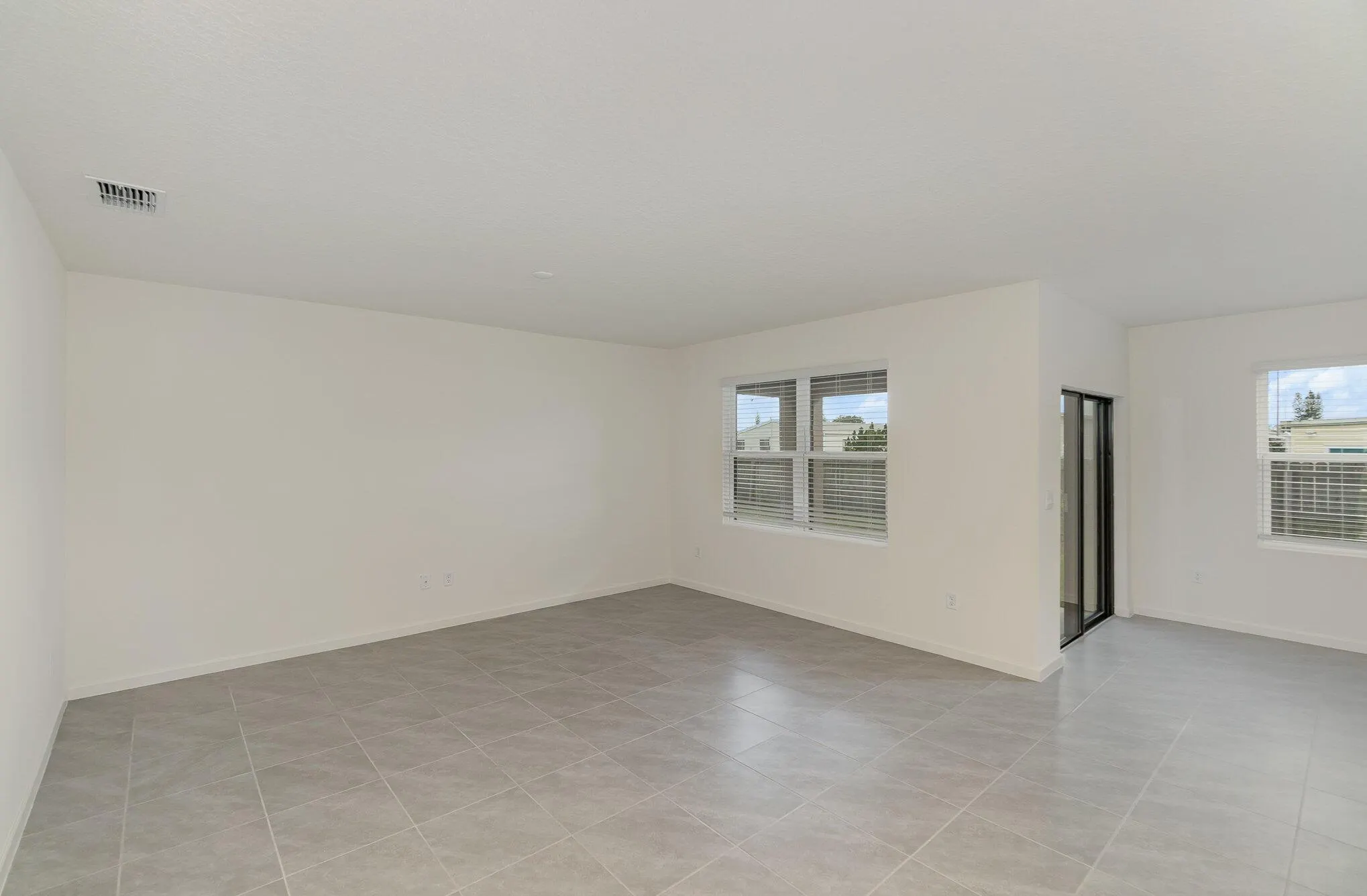 467 Seafoam Circle