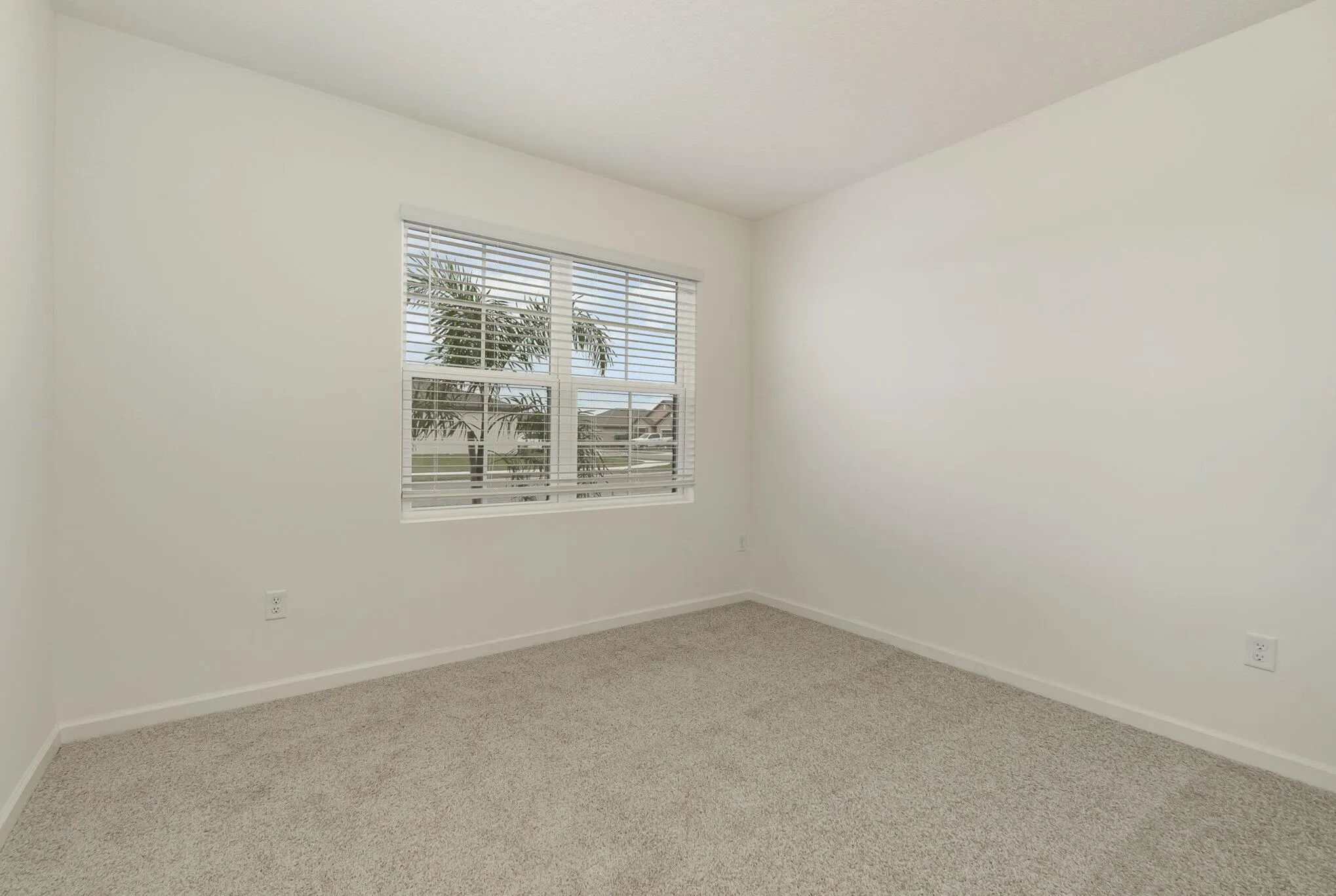 467 Seafoam Circle