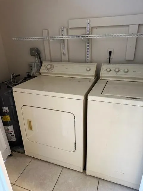9 Willowbrook 102 Lane, #102