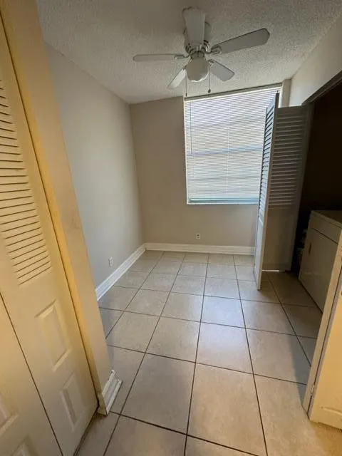 9 Willowbrook 102 Lane, #102