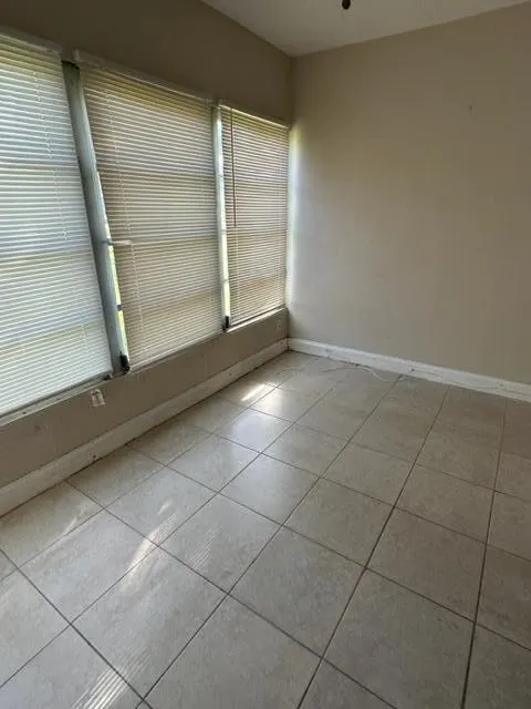 9 Willowbrook 102 Lane, #102