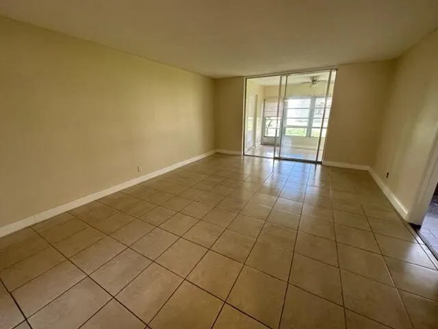 9 Willowbrook 102 Lane, #102