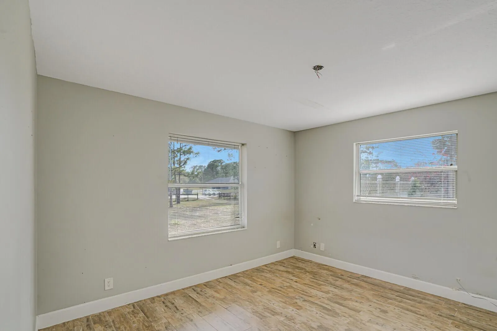 17851 68th Street N
