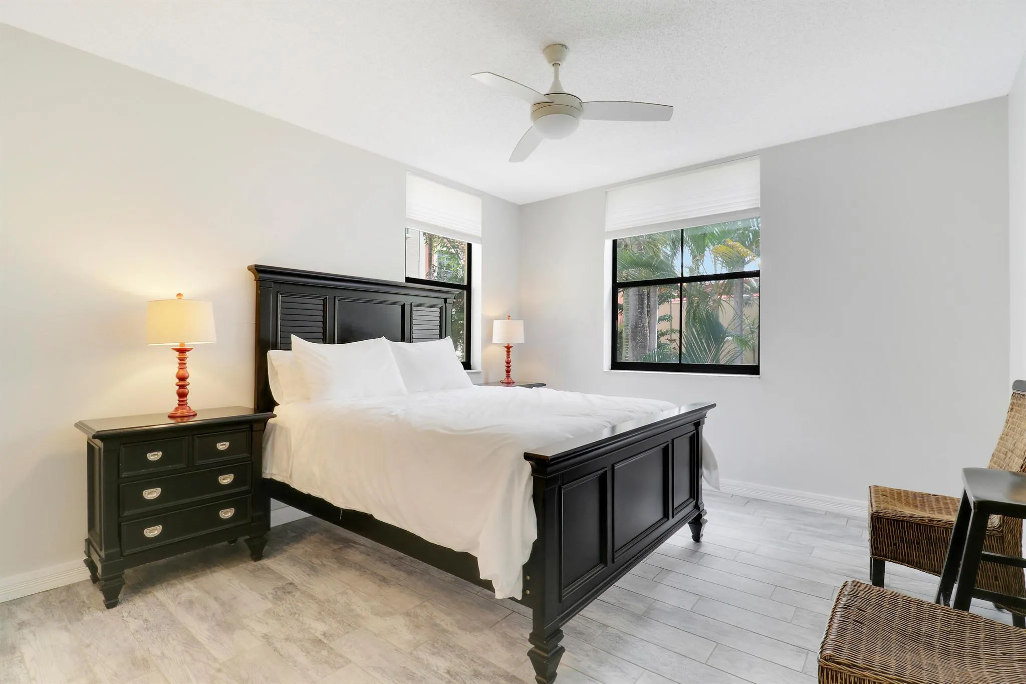 720 S Sapodilla Avenue, #208