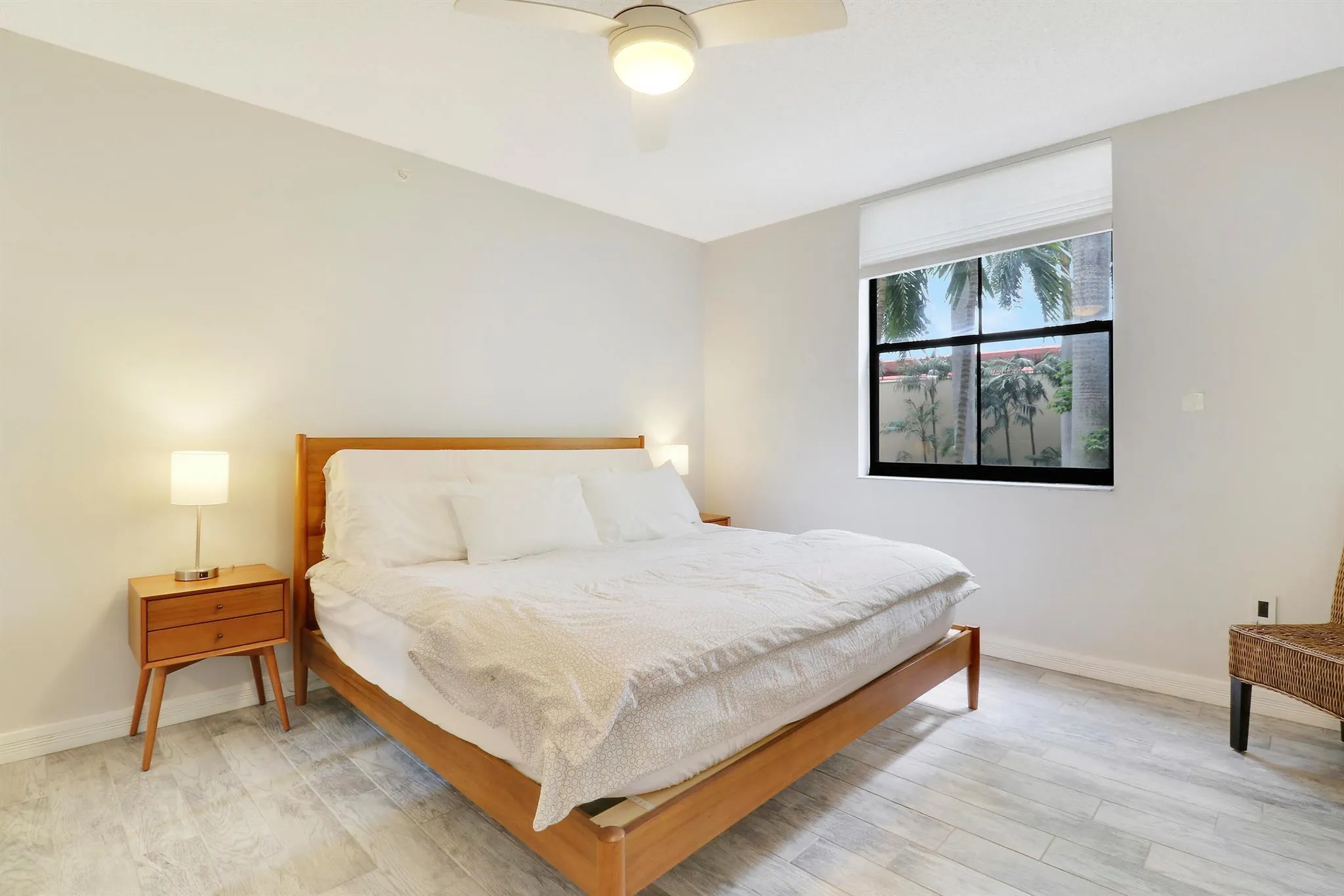 720 S Sapodilla Avenue, #208