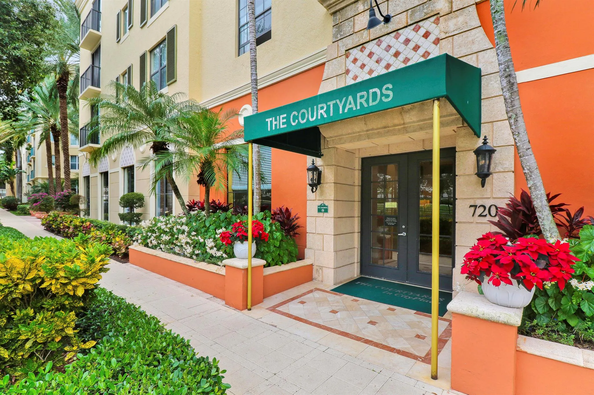 720 S Sapodilla Avenue, #208