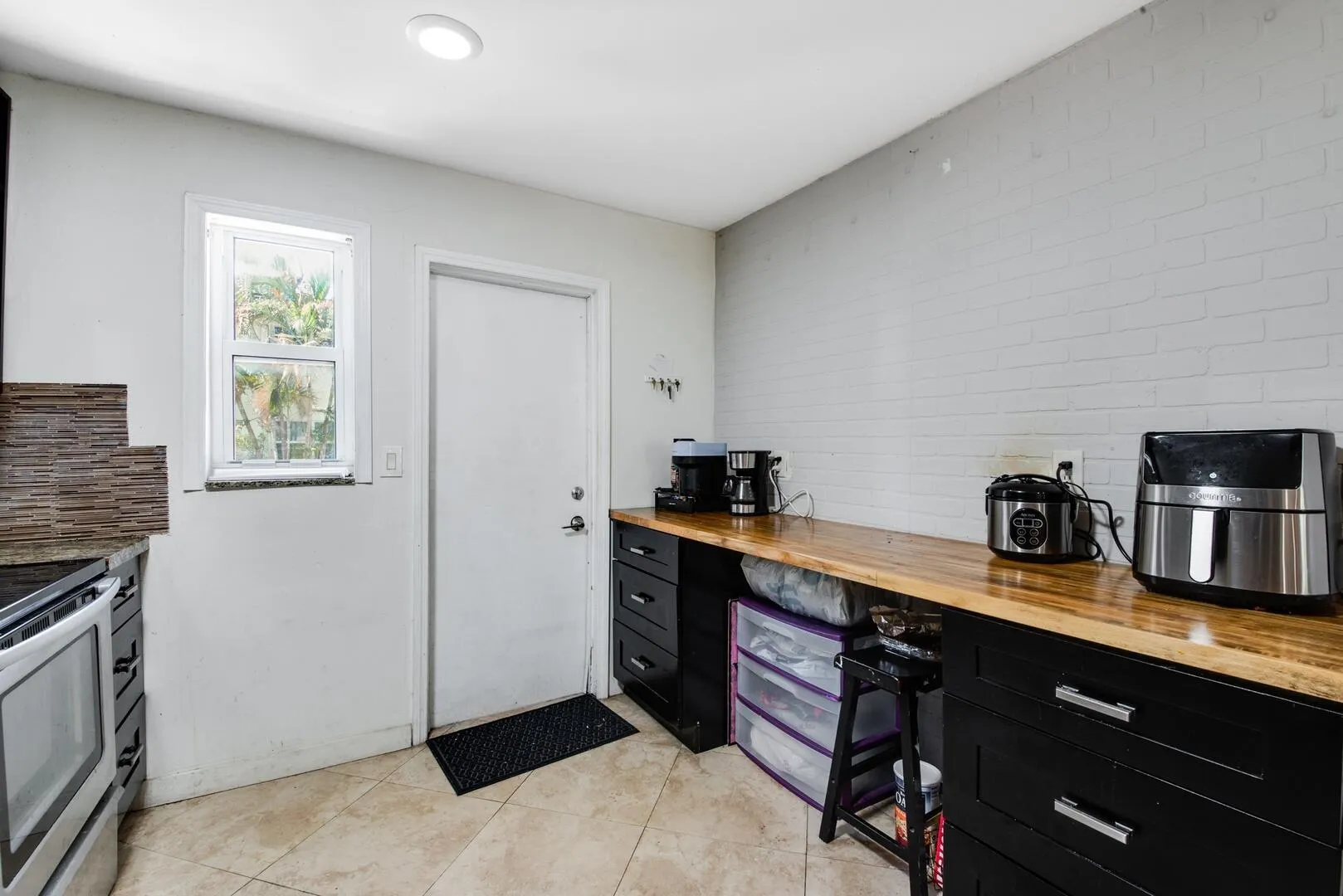 1945 NW 4th Avenue, #30
