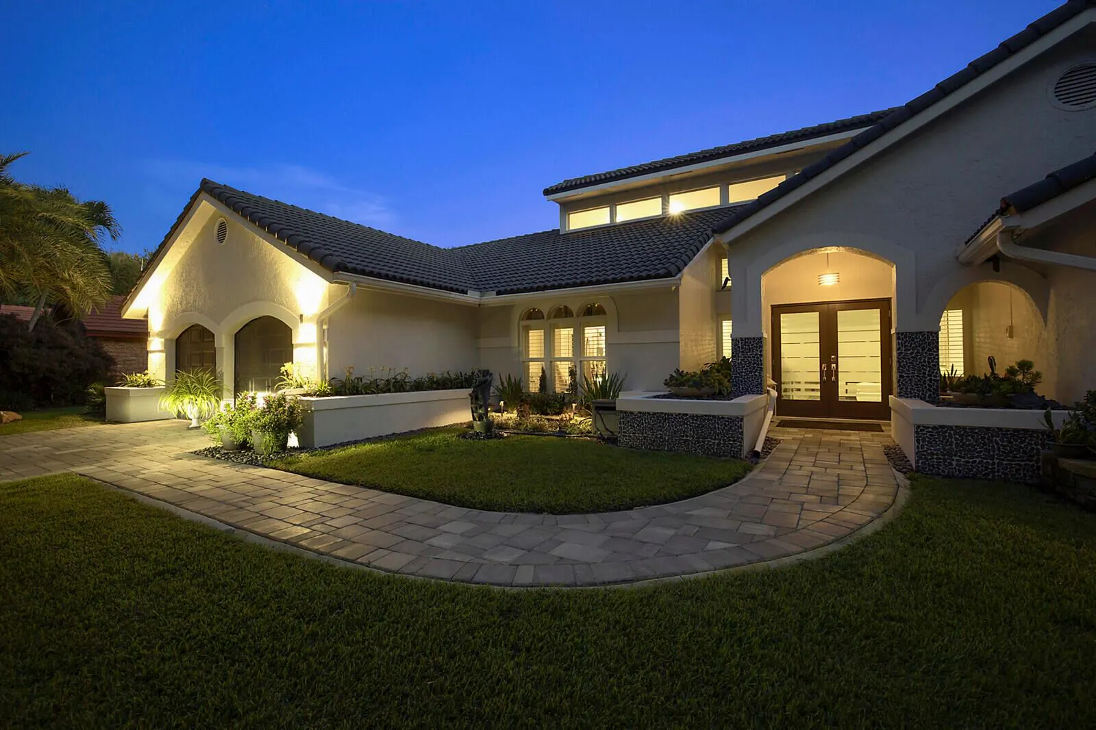 2155 Rabbit Hollowe Circle