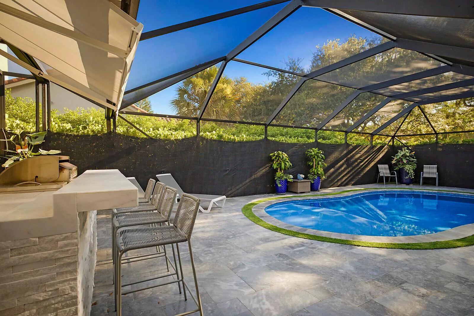 2155 Rabbit Hollowe Circle