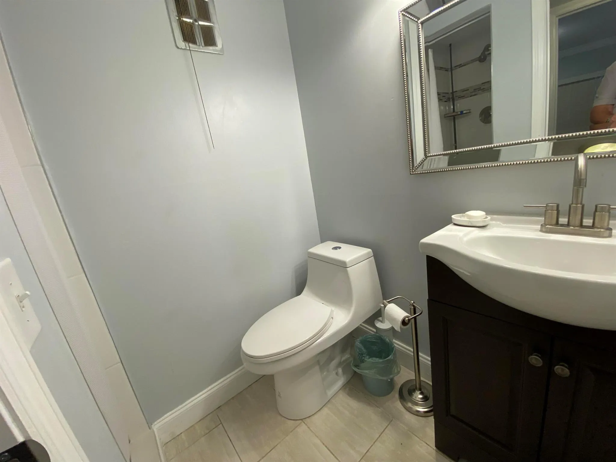 49 Waltham C, #49