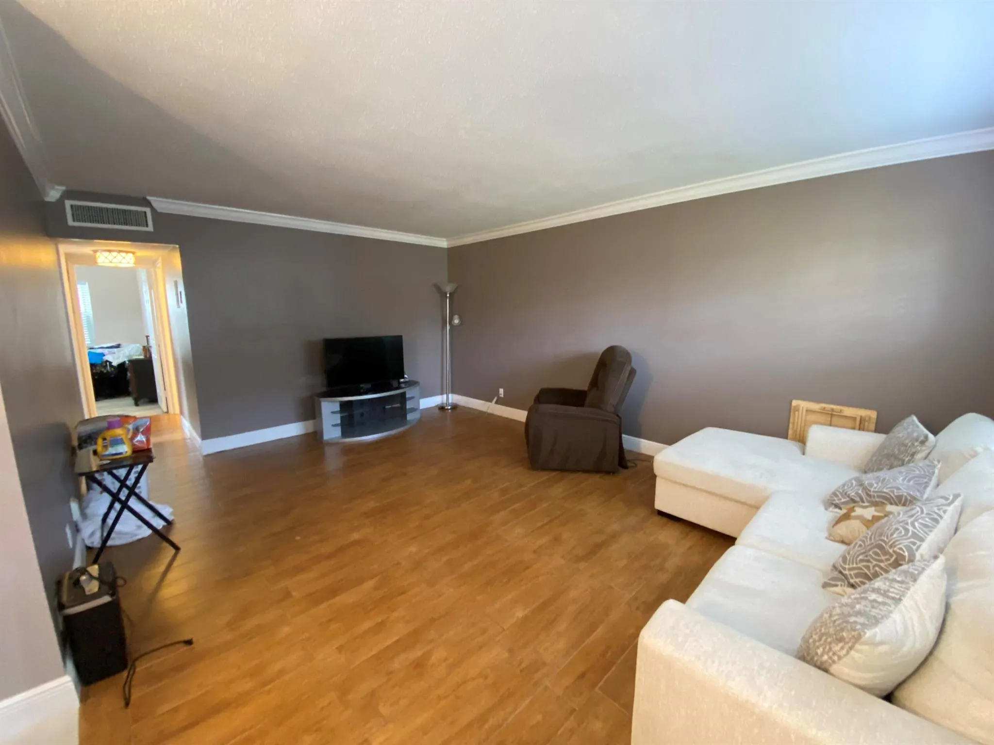 49 Waltham C, #49