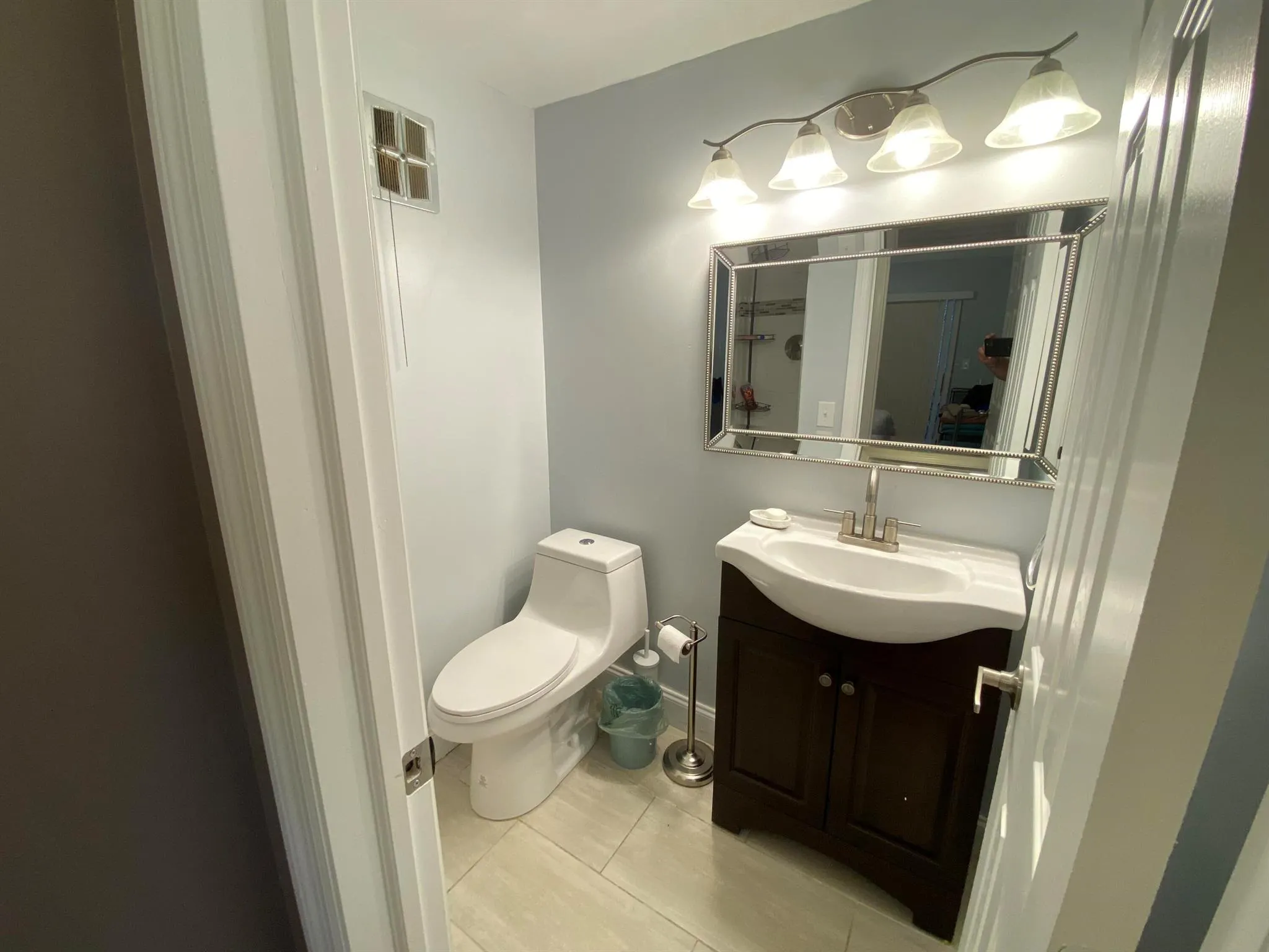49 Waltham C, #49