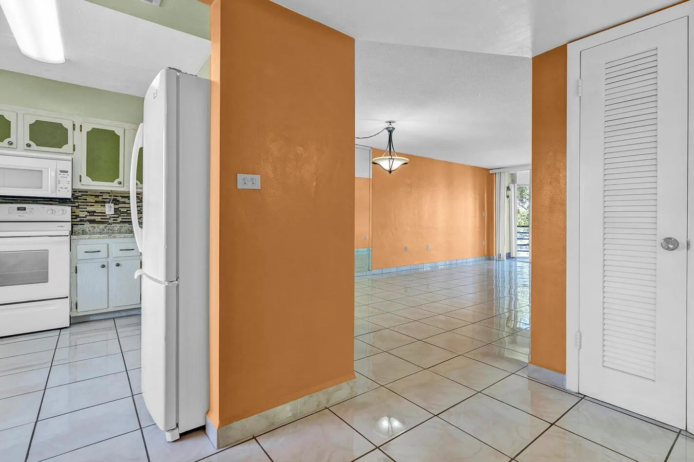 1301 NE 191st Street, #F307
