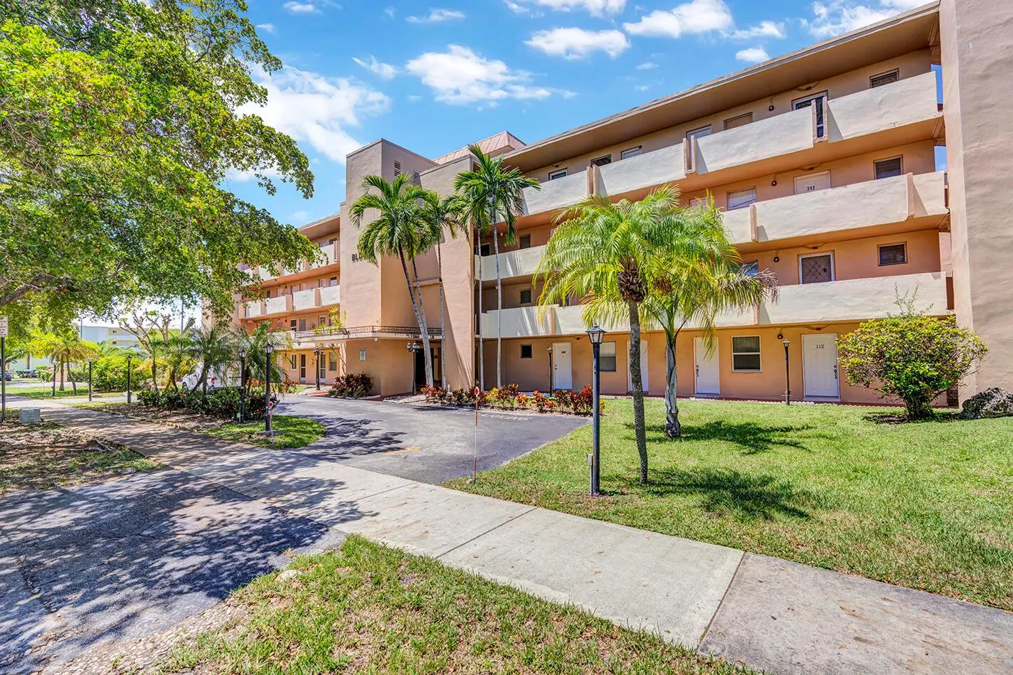 1301 NE 191st Street, #F307