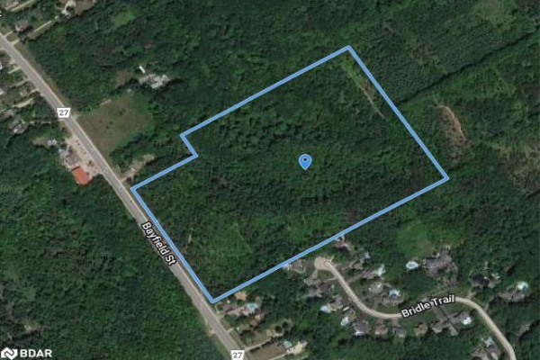 11593 27 County Road, Springwater