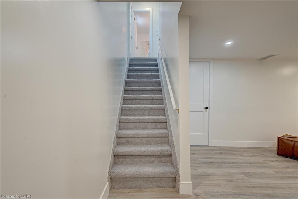Listing 40280806 - Large Photo # 18