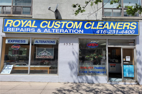 4994 Dundas Street W, Toronto