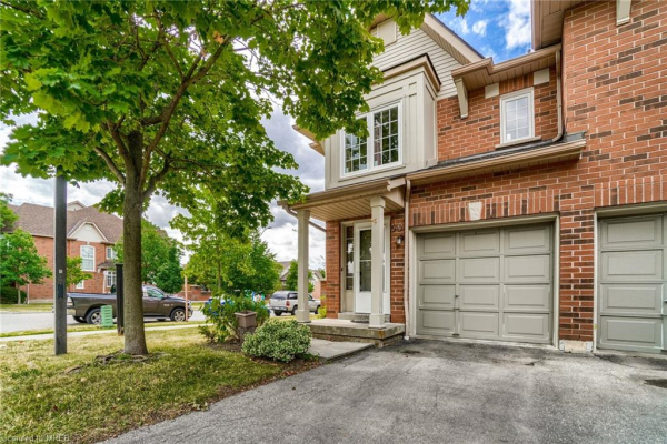 1575 South Parade Court, Mississauga
