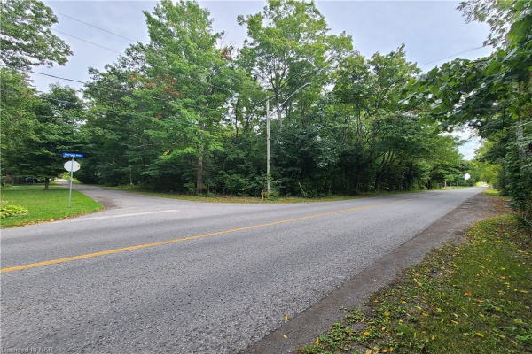 LOT 0 Bernard Avenue, Fort Erie