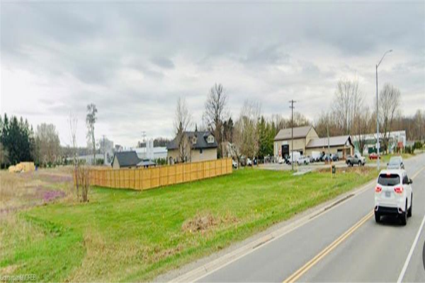 690 Highway 20 West, Fonthill