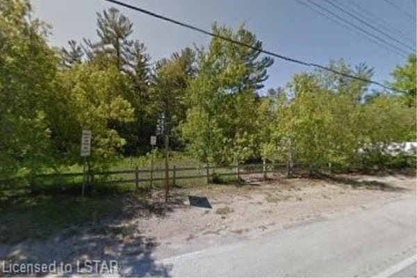 176 Mosley Street, Wasaga Beach