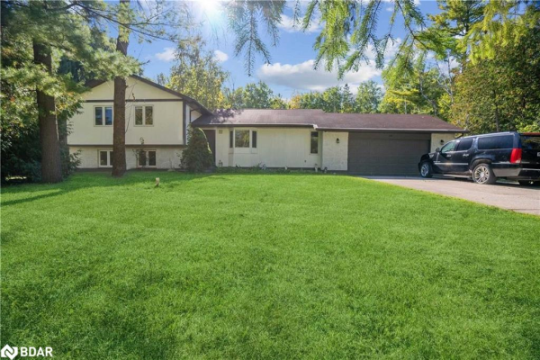10 Kelley Crescent, Wasaga Beach